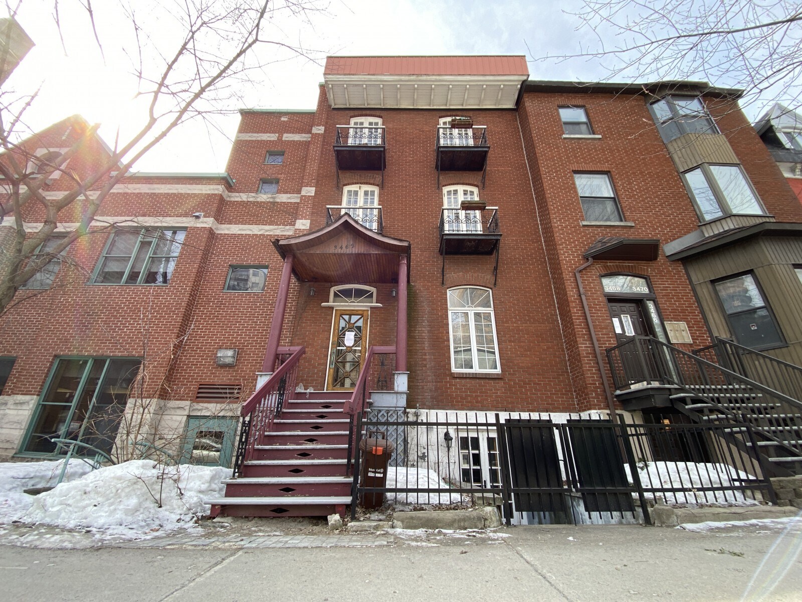 3462 Rue Jeanne-Mance, Montréal, QC for sale Primary Photo- Image 1 of 1