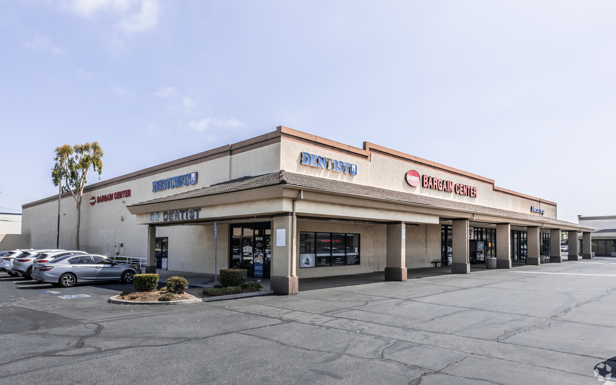 8888-8998 Knott Ave, Buena Park, CA for lease Building Photo- Image 1 of 6