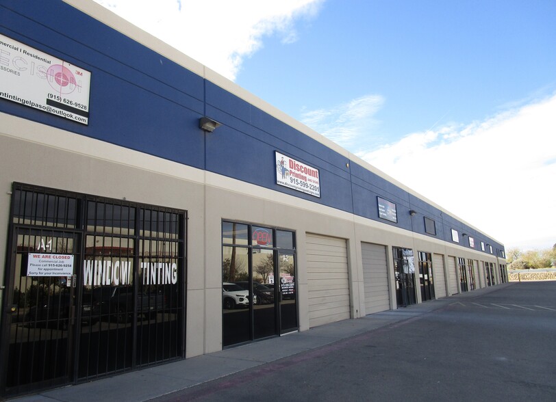 11450 James Watt Dr, El Paso, TX for lease - Building Photo - Image 1 of 3