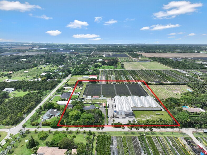 23100 SW 192nd Ave, Miami, FL à vendre - Photo du bâtiment - Image 3 de 39
