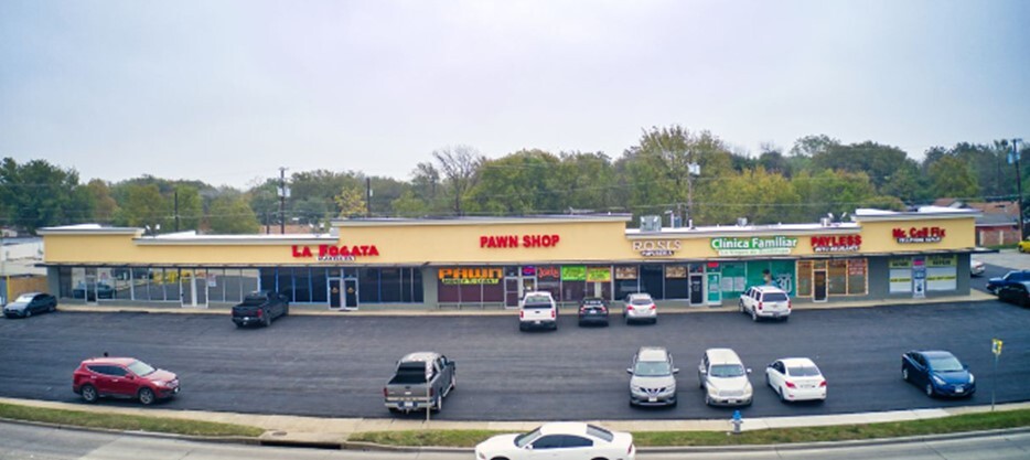 1812-1916 S 1st St, Garland, TX for lease - Building Photo - Image 1 of 3