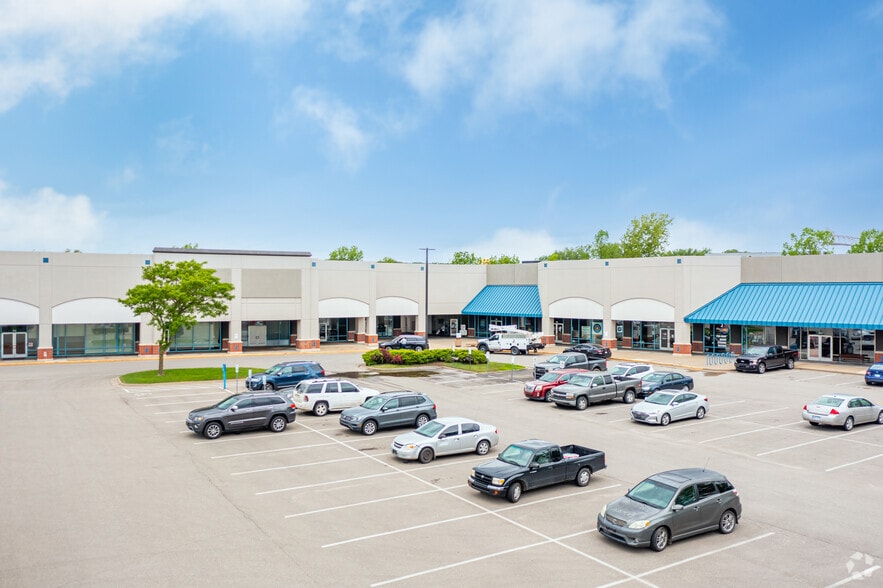 1025 N 3rd St, Lawrence, KS à louer - Photo du bâtiment - Image 2 de 15