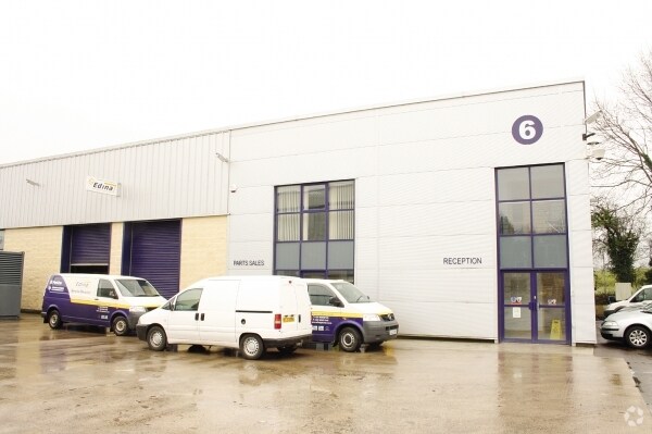 Rathdown Rd, Lisburn à louer - Photo principale - Image 2 de 2