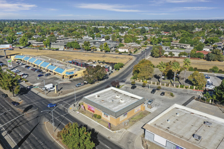 811 E March Ln, Stockton, CA for sale - Building Photo - Image 3 of 14