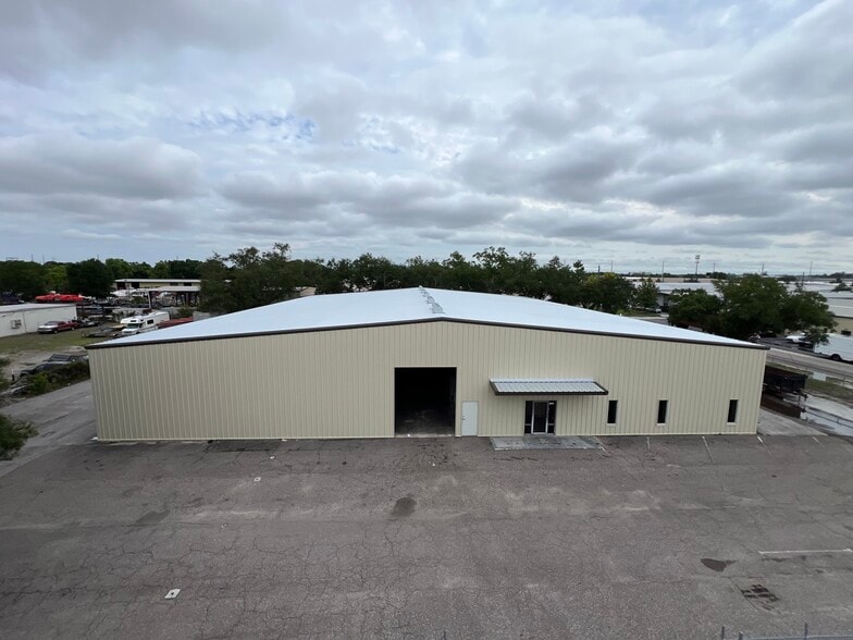 4625 N 122nd Ave, Clearwater, FL for lease - Building Photo - Image 3 of 15
