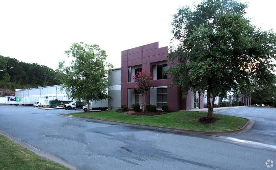 4700 S Bowman Rd, Little Rock, AR for lease - Building Photo - Image 2 of 13