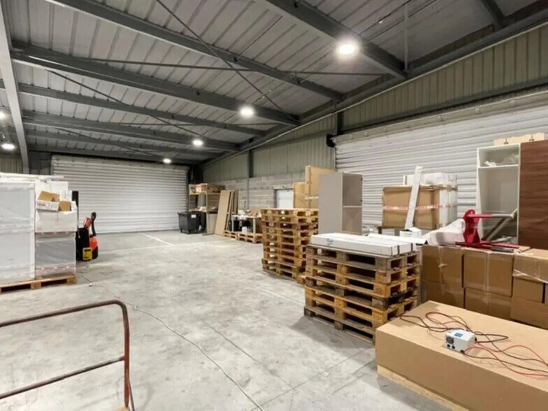 Office in Montpellier for lease - Building Photo - Image 3 of 8