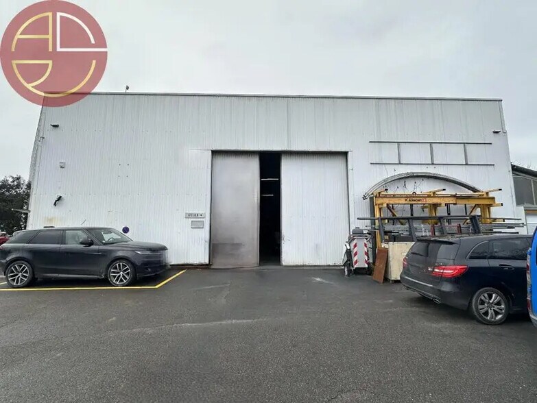 Industrial in Toulouse for lease - Building Photo - Image 1 of 9