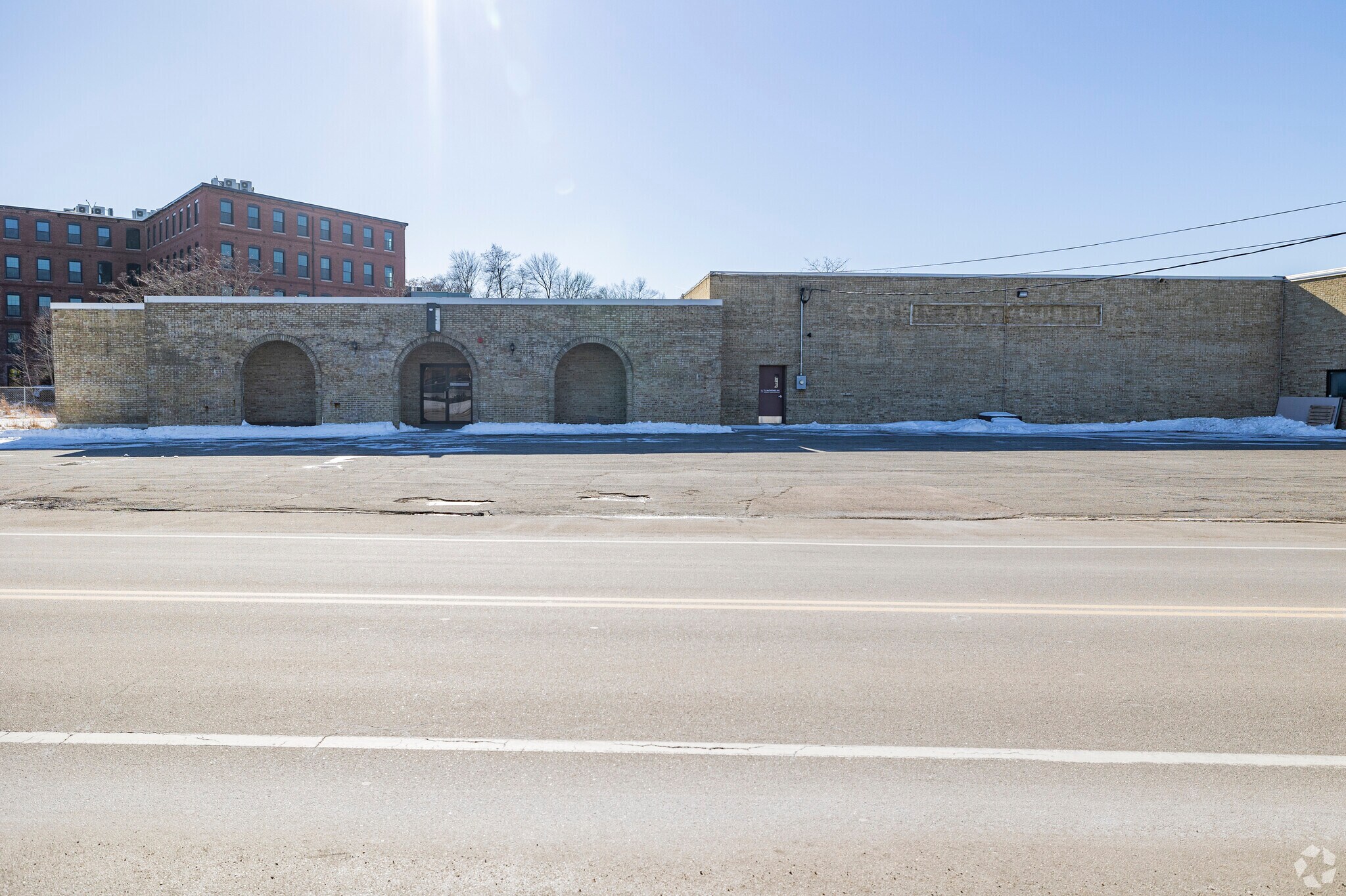 159 Temple St, Nashua, NH for lease Primary Photo- Image 1 of 85