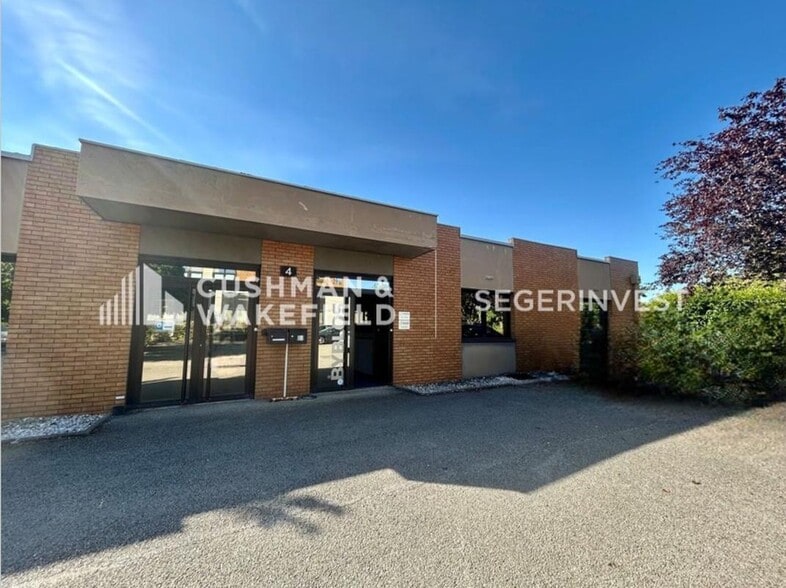 4 Rue Du Cap Vert, Quetigny for lease - Building Photo - Image 1 of 8