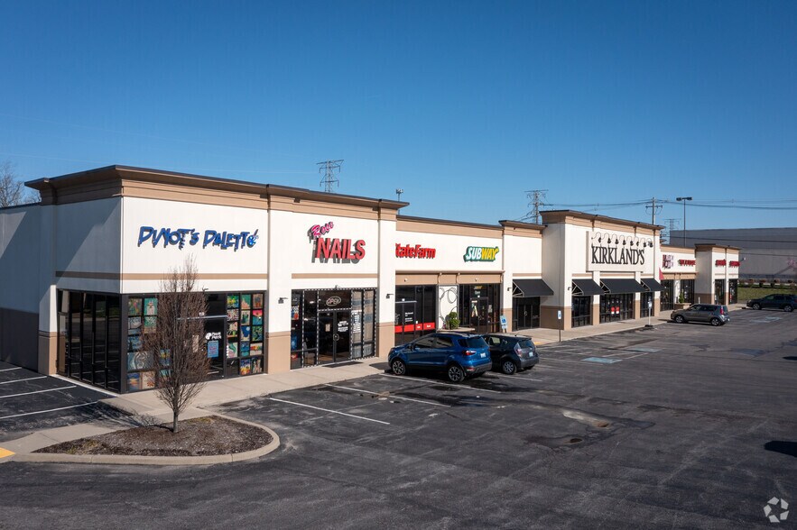 3851 Mall Rd, Lexington, KY for lease - Primary Photo - Image 1 of 6