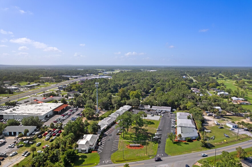 9030 W Fort Island Trl, Crystal River, FL for sale - Building Photo - Image 2 of 49