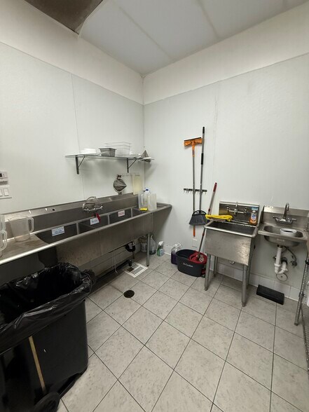 120 E Valley Blvd, San Gabriel, CA for lease - Building Photo - Image 2 of 5