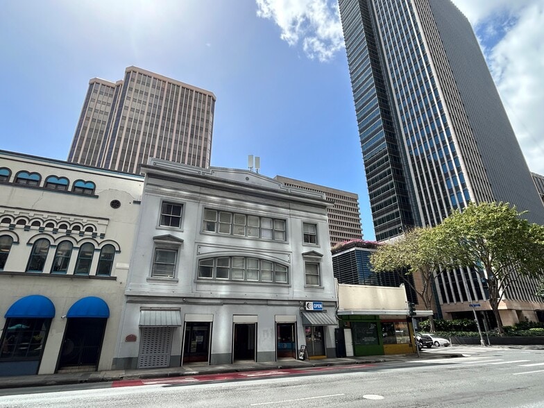 212 Merchant St, Honolulu, HI for lease - Building Photo - Image 1 of 1