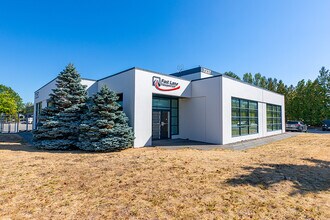 7237 Wilson Ave, Delta, BC à louer Photo du bâtiment- Image 1 de 5