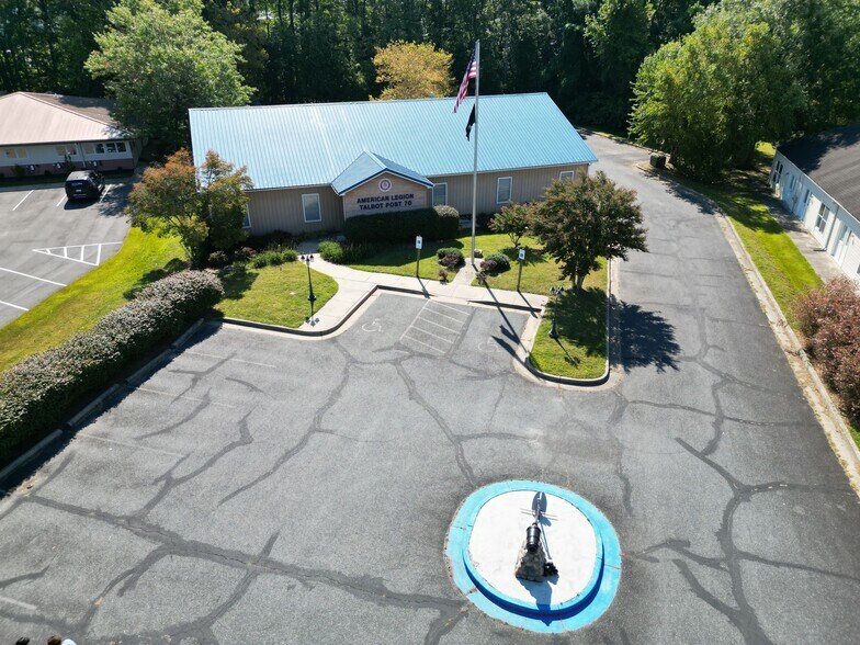 29511 Canvasback Dr, Easton, MD à vendre - Photo du bâtiment - Image 2 de 4