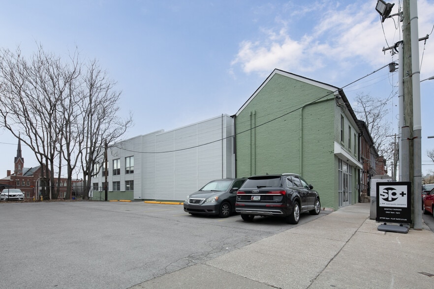 169-171 N Limestone, Lexington, KY for sale - Building Photo - Image 3 of 24