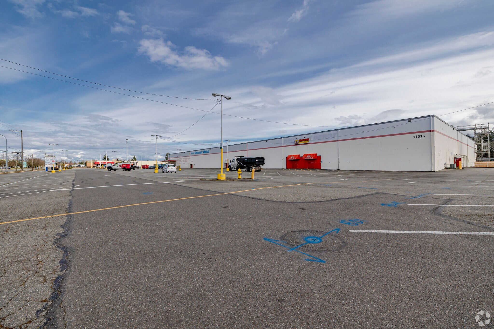 11013 Pacific Hwy SW, Tacoma, WA à louer Photo principale- Image 1 de 6