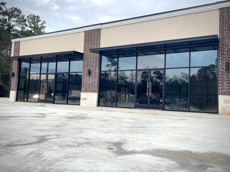 1002 Honea Egypt Rd, Magnolia, TX à louer - Photo du bâtiment - Image 3 de 18