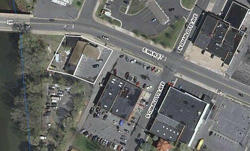 200 E Main St, Waynesboro, VA à louer - Aérien - Image 2 de 2