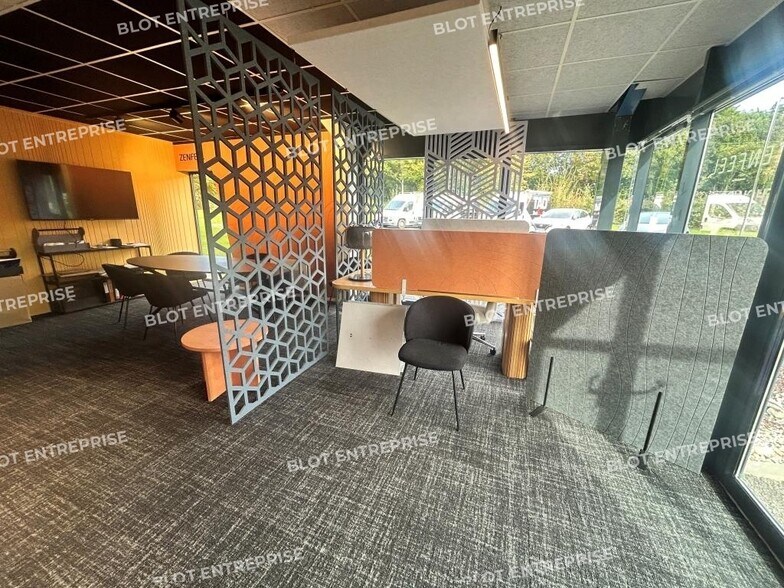 Industrial in Melesse for lease - Interior Photo - Image 3 of 9