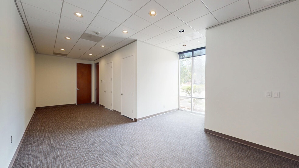 5920 William Cannon Dr, Austin, TX for lease - Interior Photo - Image 3 of 16