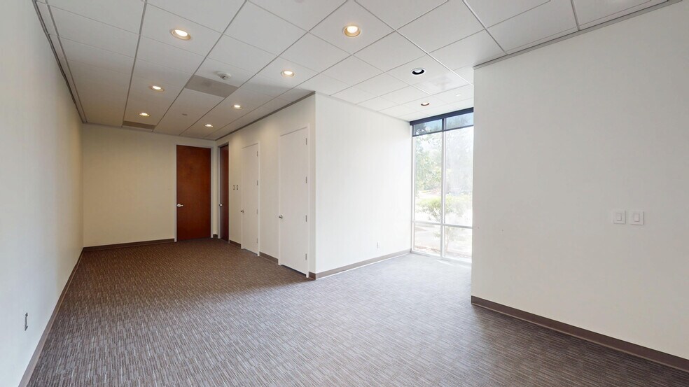5920 William Cannon Dr, Austin, TX à louer - Photo intérieure - Image 3 de 16