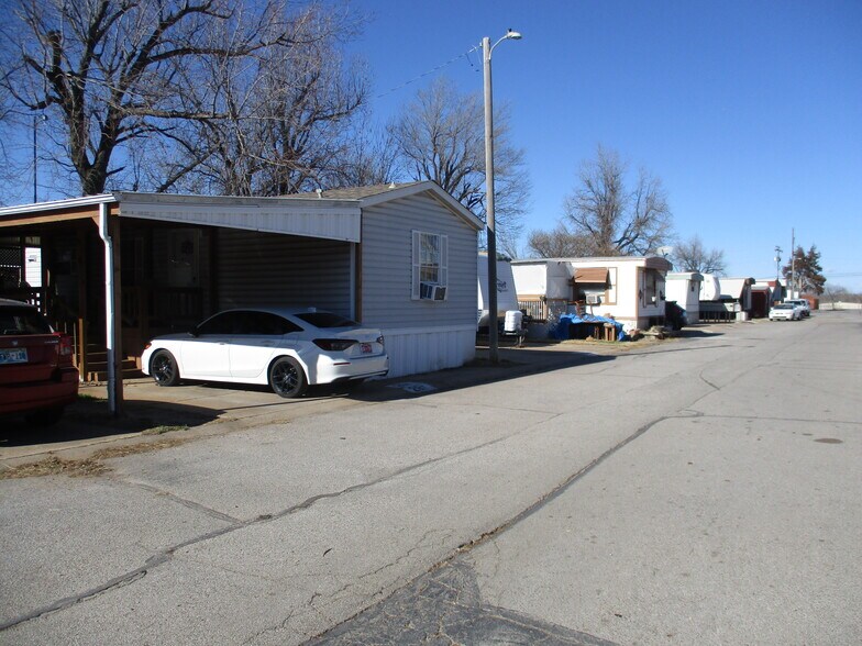 3200 E Reno Ave, Oklahoma City, OK à vendre - Photo du bâtiment - Image 2 de 14