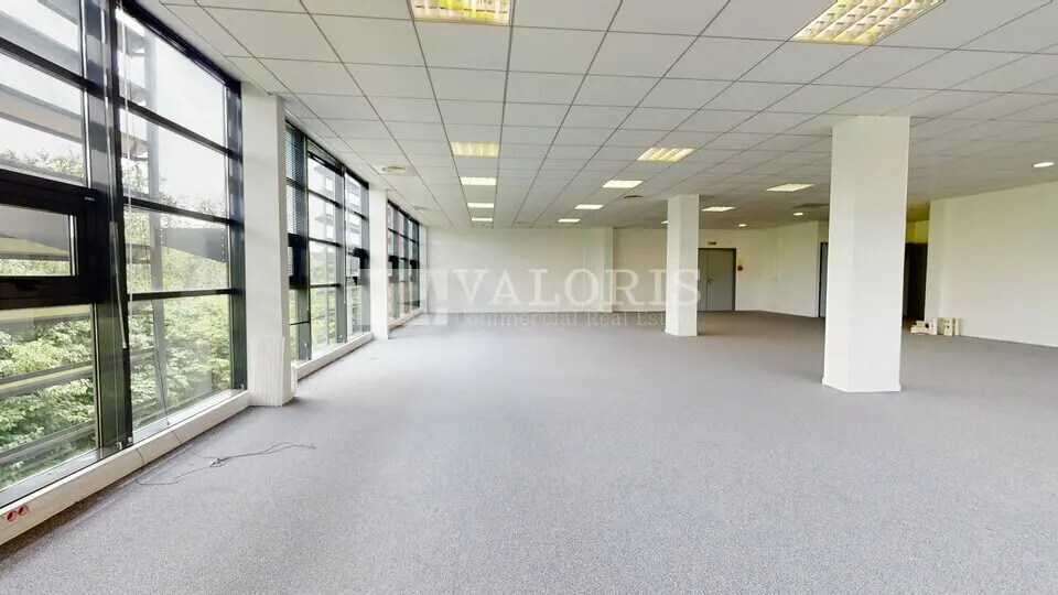 Office in Saint-Priest for lease Building Photo- Image 1 of 12