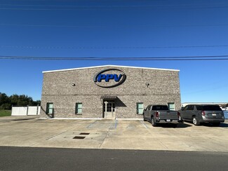 Plus de détails pour 3001 S Darla Ave, Gonzales, LA - Industriel à louer