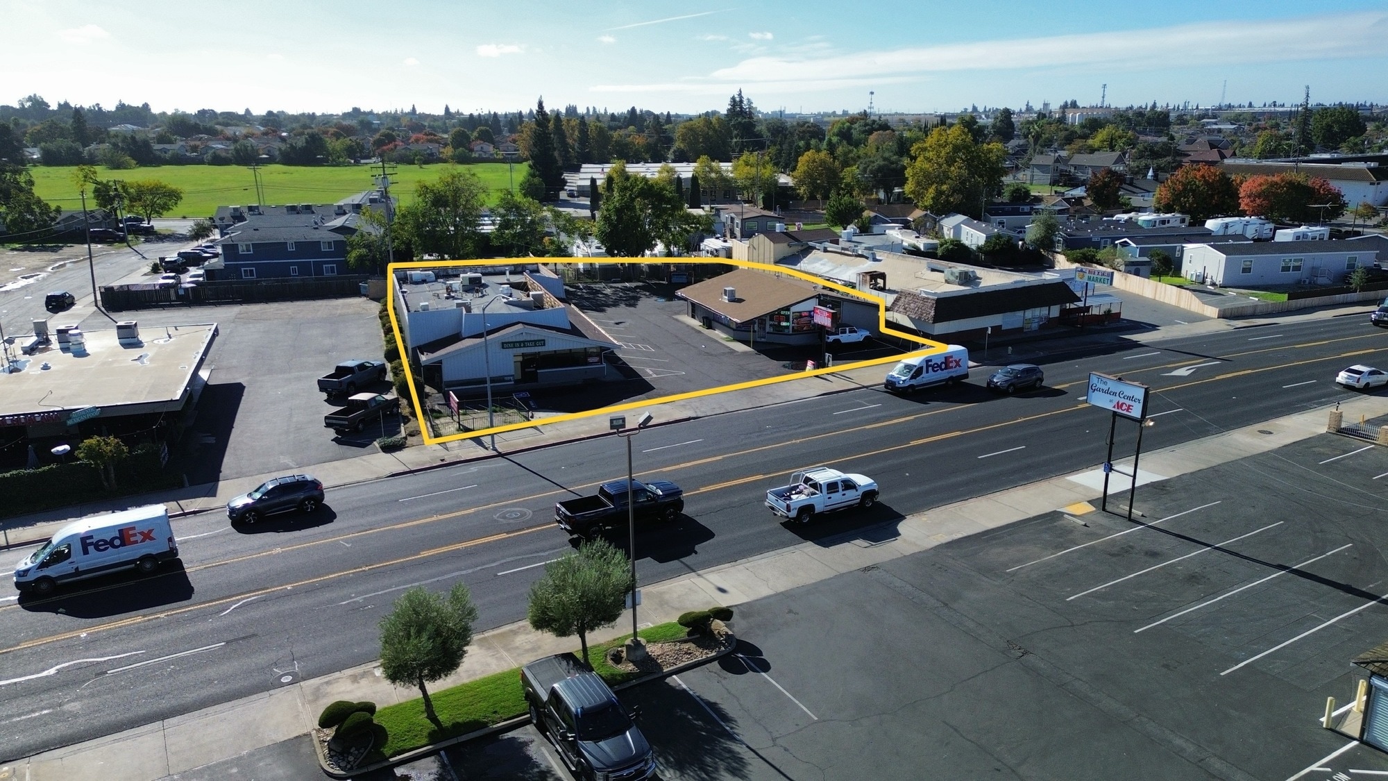 1023 E F St, Oakdale, CA for sale Primary Photo- Image 1 of 11