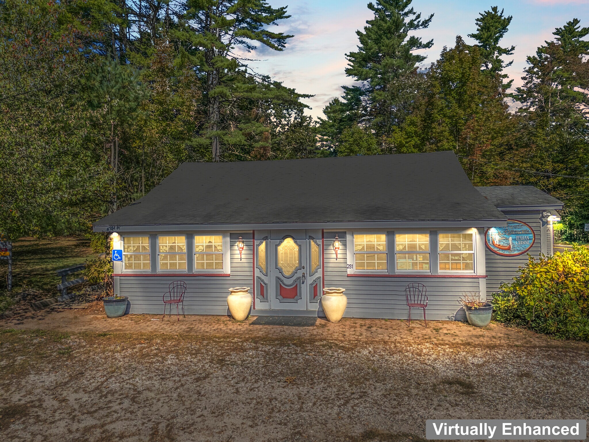 251 N High St, Bridgton, ME à vendre Photo du bâtiment- Image 1 de 11