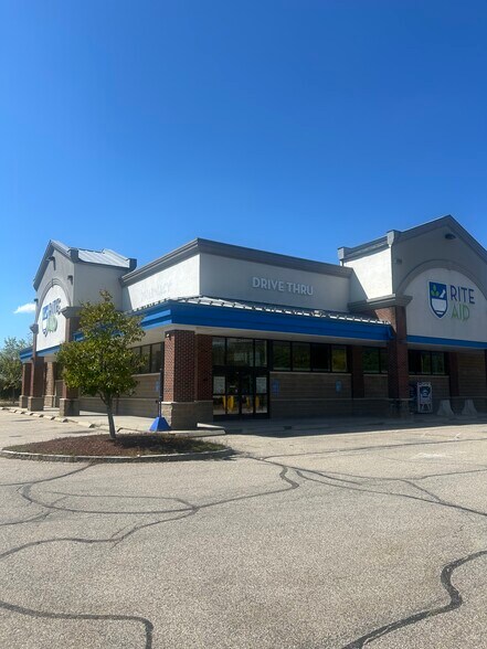 190 Wakefield St, Rochester, NH à vendre - Photo du bâtiment - Image 2 de 7