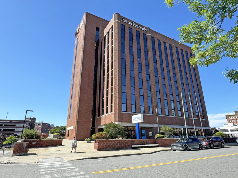 80 Exchange St, Bangor, ME à louer - Photo principale - Image 1 de 13