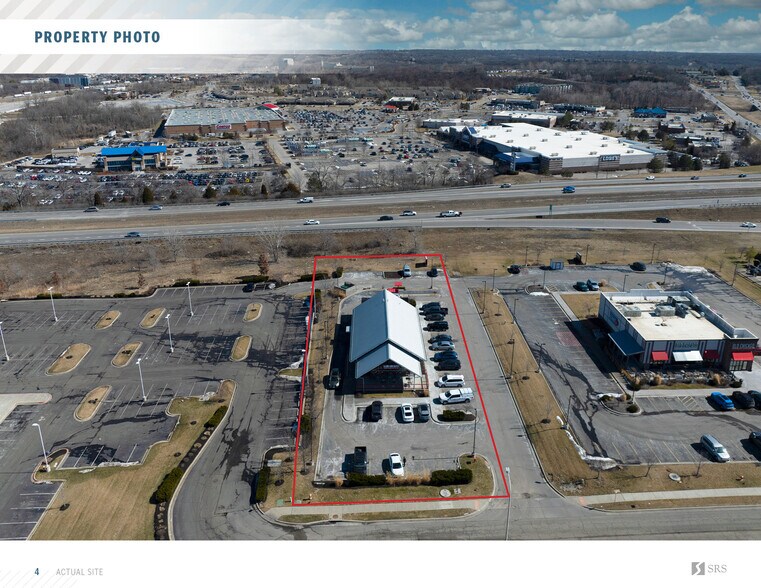 4641 S Cochise Dr, Independence, MO à vendre - Photo du bâtiment - Image 3 de 9