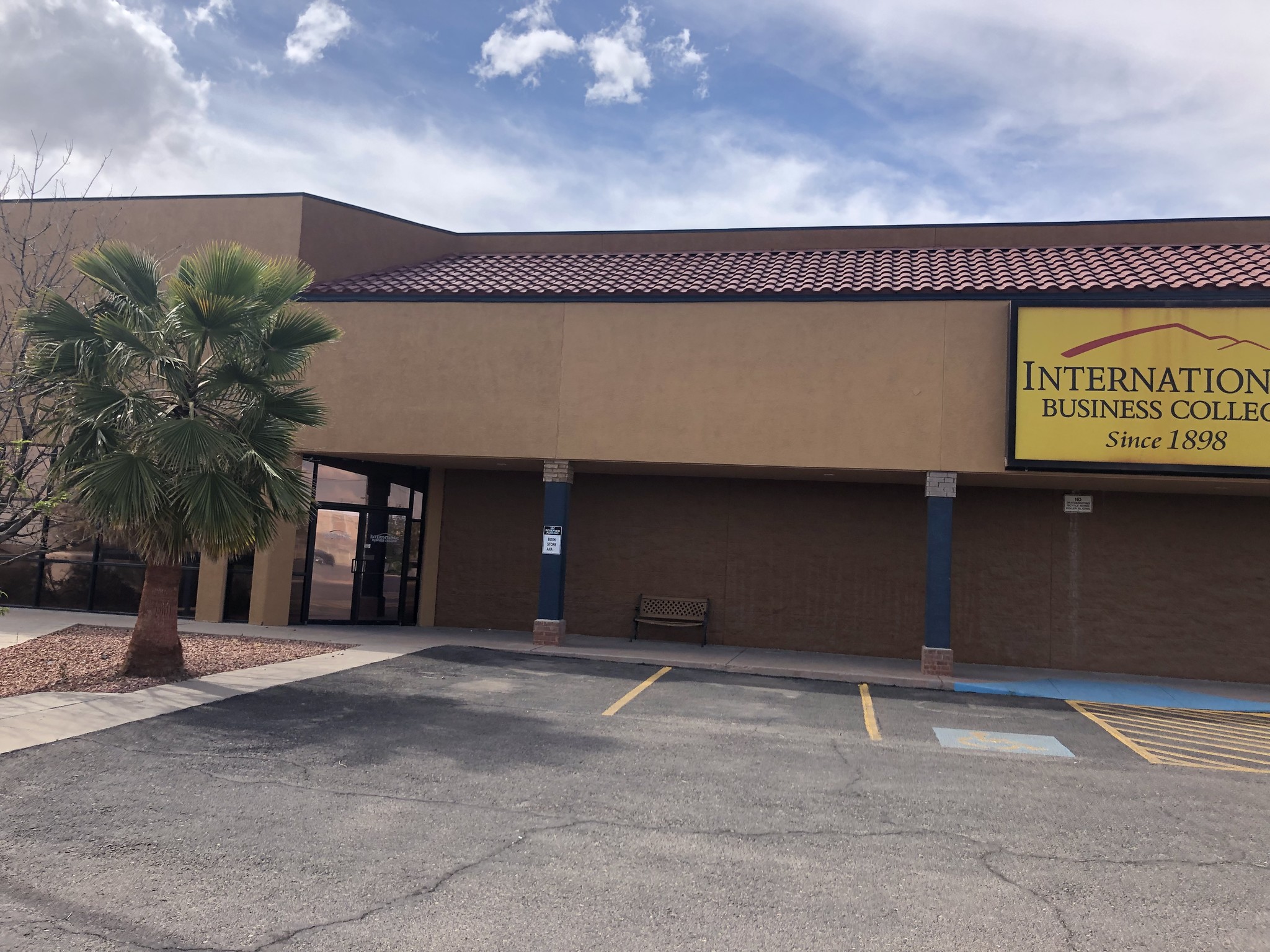 1155 N Zaragosa Rd, El Paso, TX for lease Building Photo- Image 1 of 5