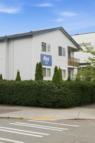 5816 14th Ave NW, Seattle, WA à vendre - Photo du bâtiment - Image 3 de 30