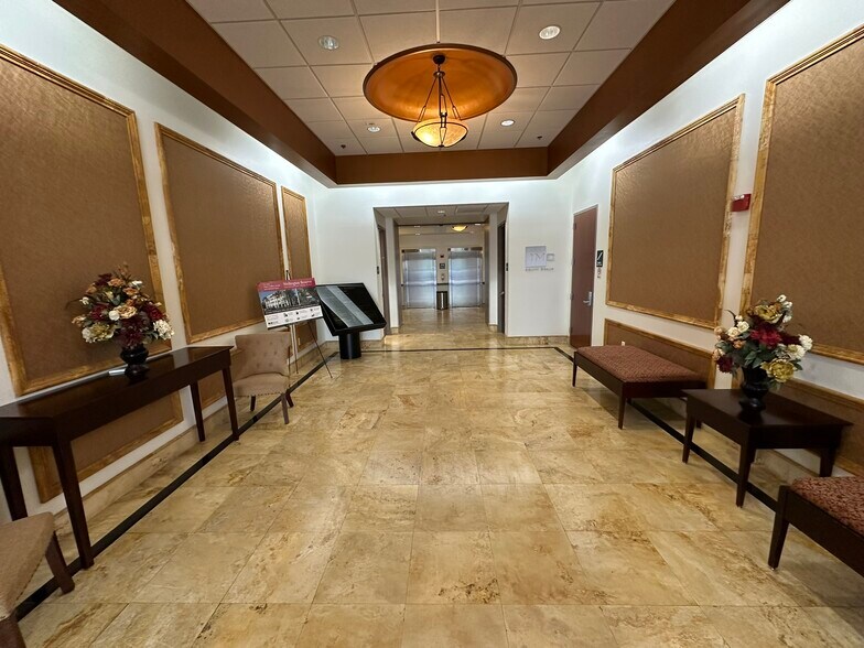 1035-1049 State Road 7, Wellington, FL à louer - Photo intérieure - Image 2 de 9