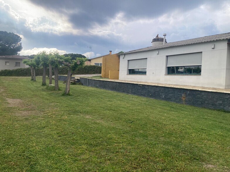 Spécialité dans Bigues i Riells del Fai, Barcelona à vendre - Photo du bâtiment - Image 2 de 9