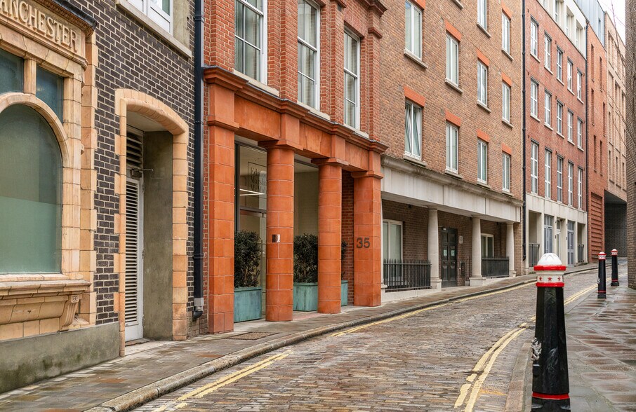 35-37 Cock Ln, Londres à louer - Photo du bâtiment - Image 2 de 8