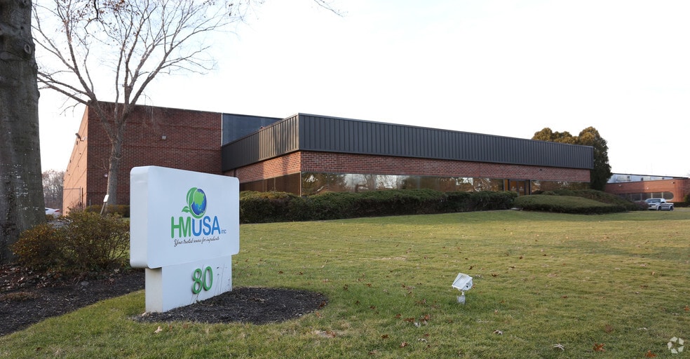 80 Gordon Dr, Syosset, NY for lease - Primary Photo - Image 1 of 3