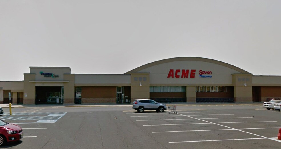 100 Black Horse Pike, Audubon, NJ for lease - Primary Photo - Image 1 of 1