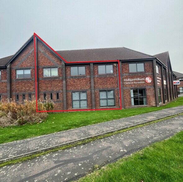 Wheatfield Way, Hinckley à louer - Photo du bâtiment - Image 2 de 3