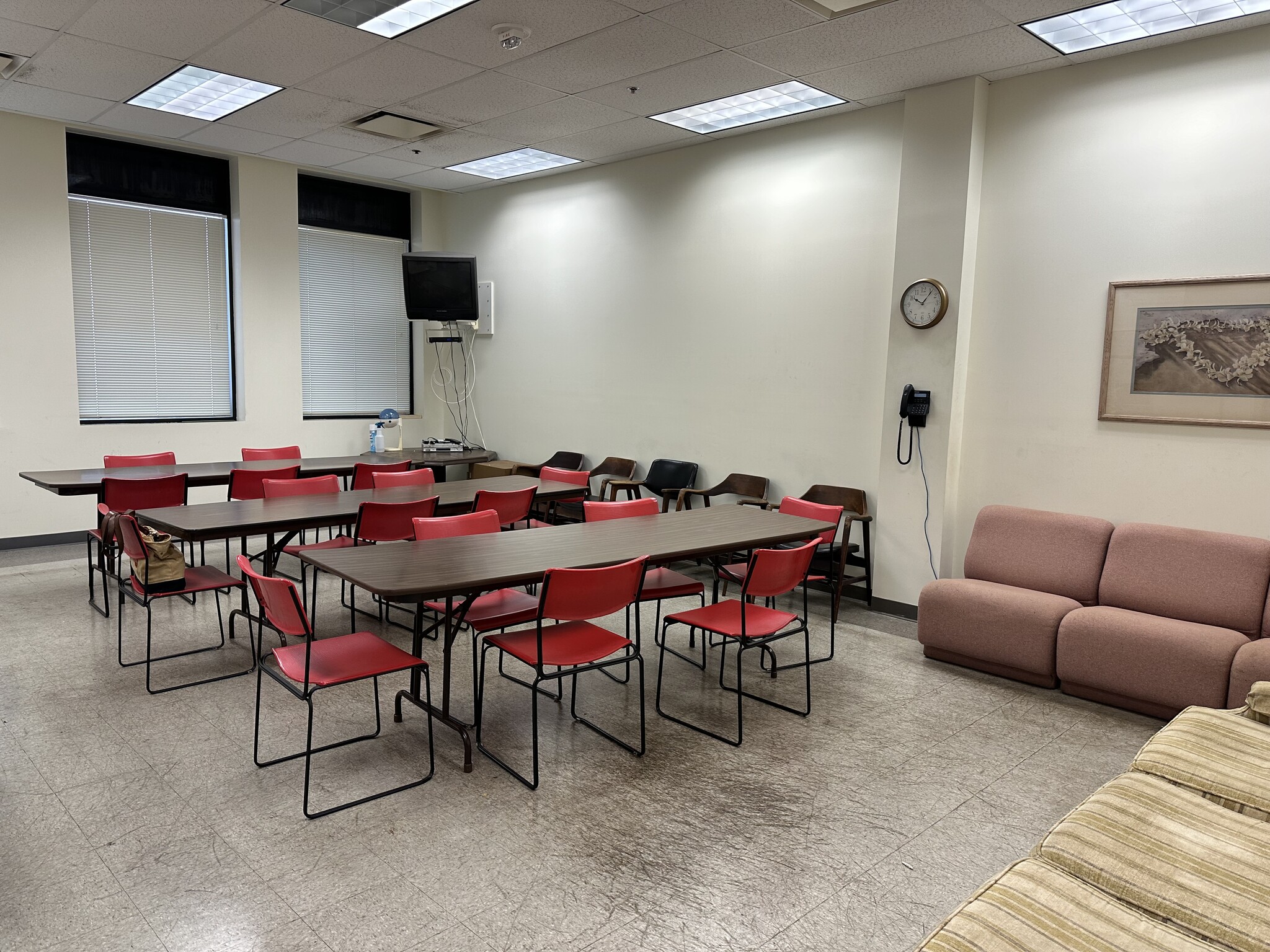 650 Iwilei Rd, Honolulu, HI for lease Interior Photo- Image 1 of 7