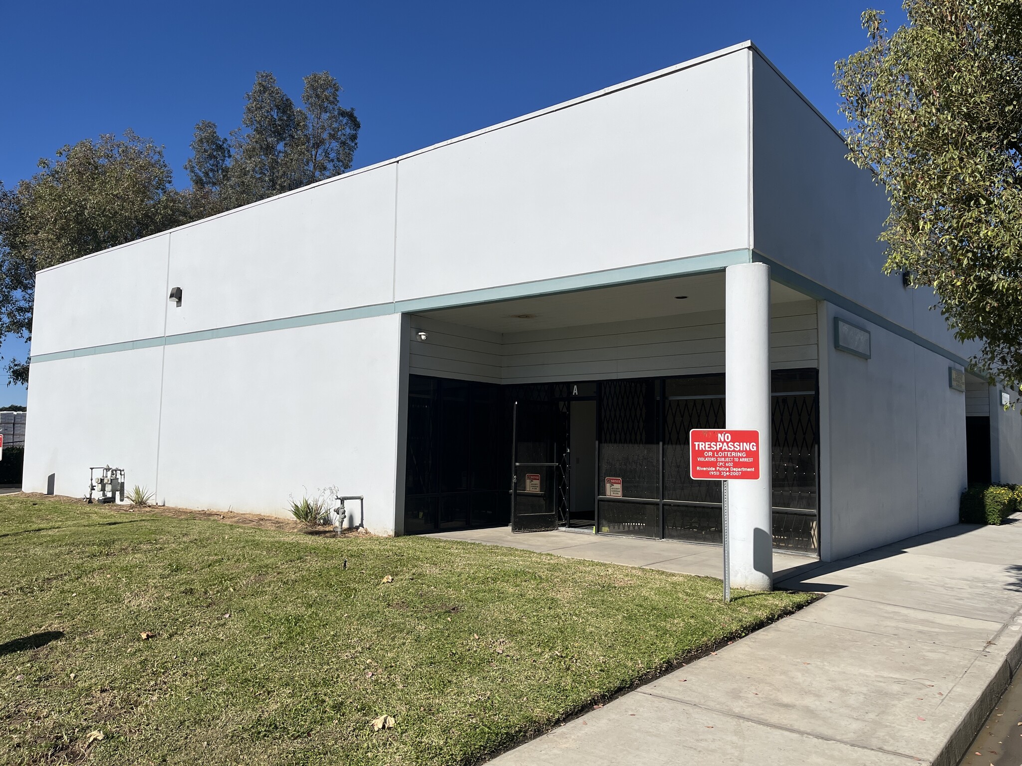 2220 Eastridge Ave, Riverside, CA for lease Building Photo- Image 1 of 4