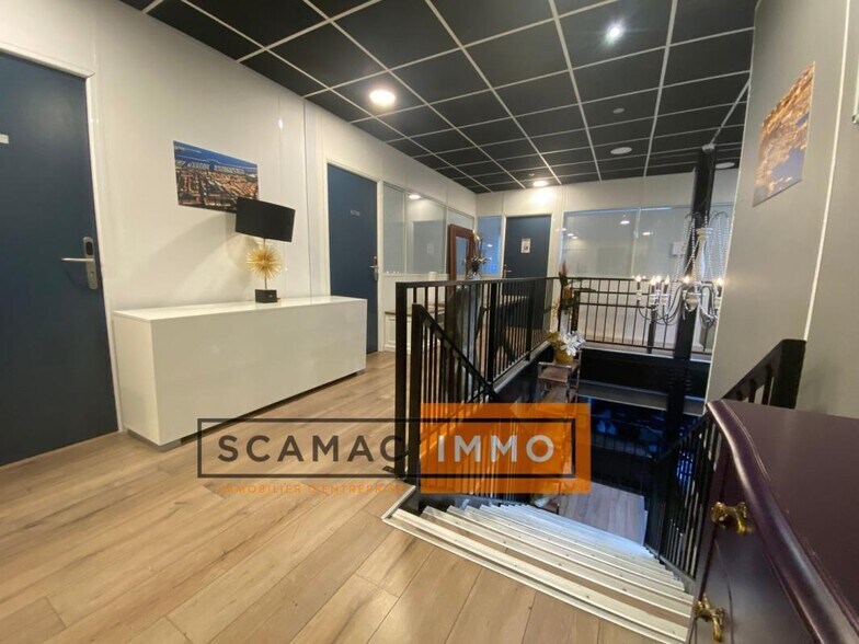 Flex in Marseille 11 for lease - Interior Photo - Image 3 of 4