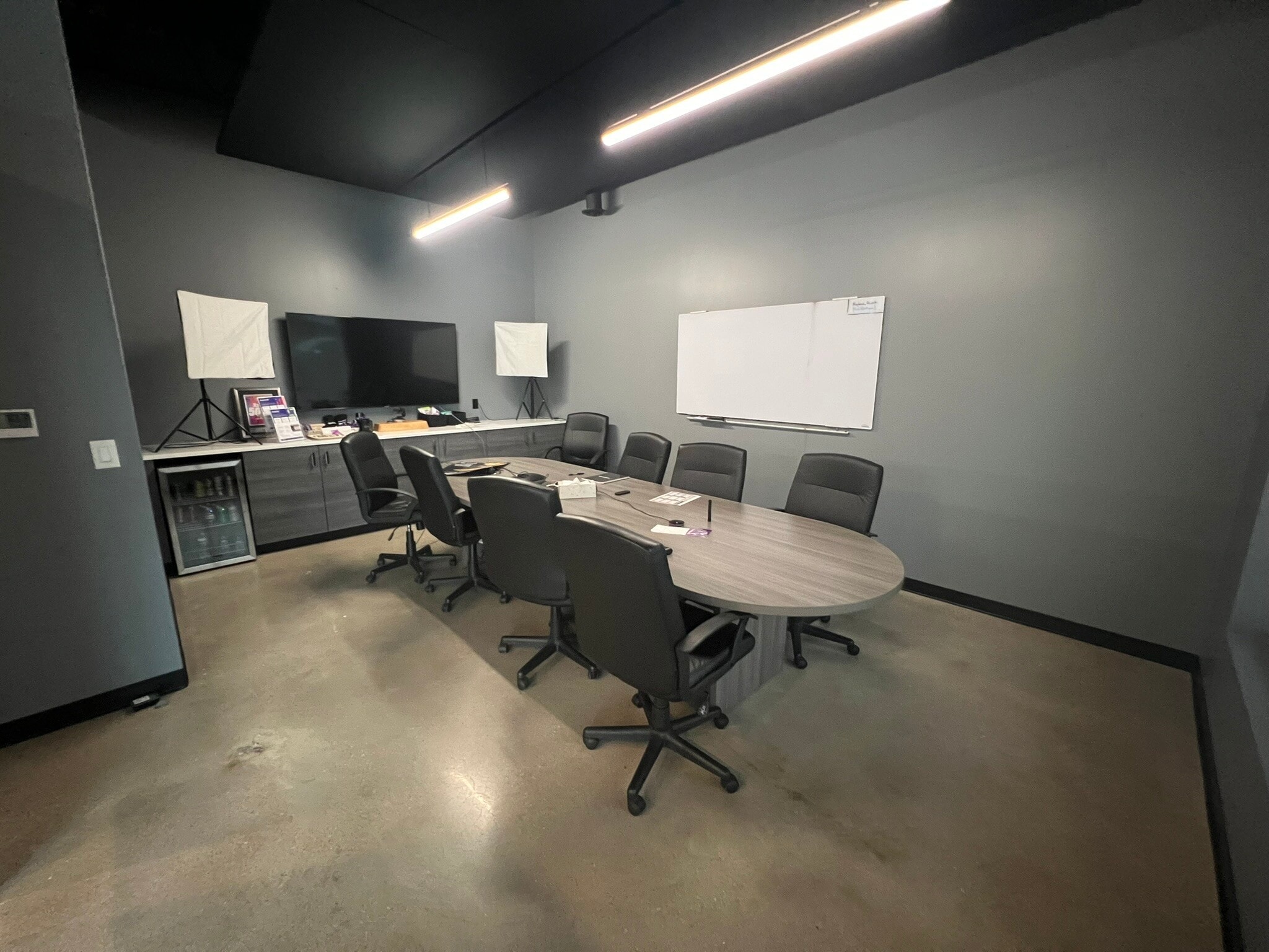 201 S Main St, Bentonville, AR for lease Interior Photo- Image 1 of 4