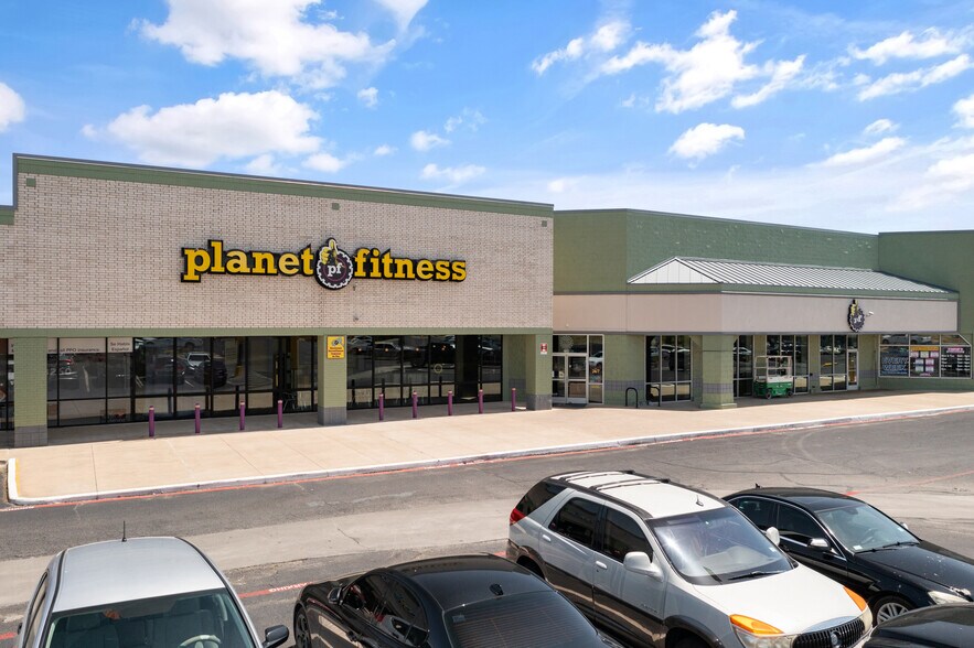 1900-1978 Ephriham Ave, Fort Worth, TX à louer - Photo du bâtiment - Image 3 de 19