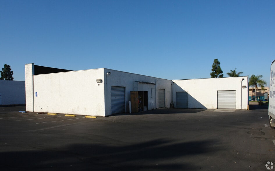 9465-9471 Black Mountain Rd, San Diego, CA for lease - Building Photo - Image 2 of 3