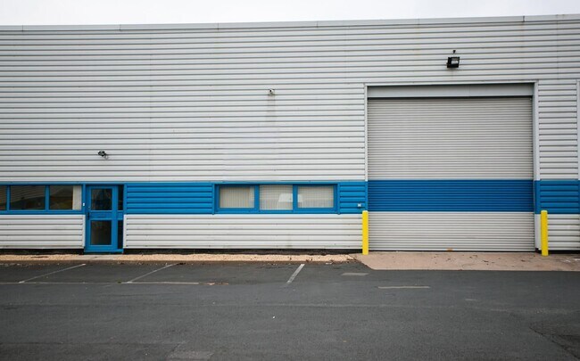 Plus de détails pour Third Ave, Kingswinford - Industriel à louer
